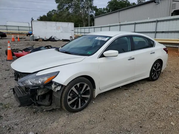 1N4AL3AP5JC105888 2018 NISSAN ALTIMA - Image 1