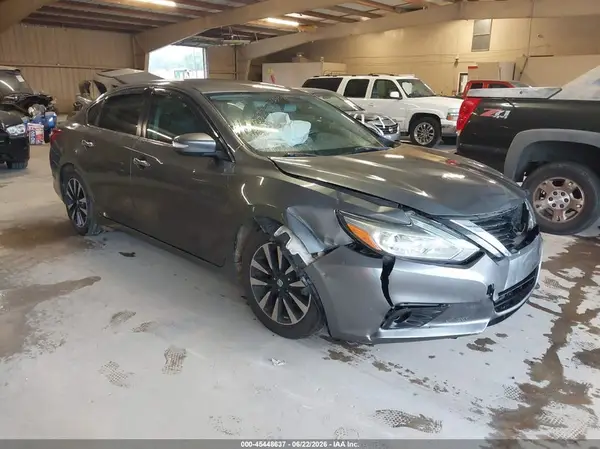 1N4AL3AP5JC107737 2018 NISSAN ALTIMA - Image 1