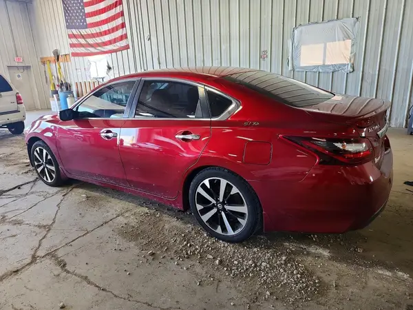 1N4AL3AP5JC110802 2018 NISSAN ALTIMA - Image 2