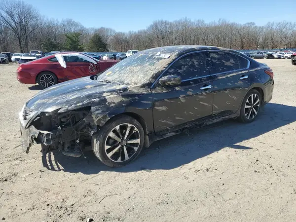1N4AL3AP5JC110900 2018 NISSAN ALTIMA - Image 1