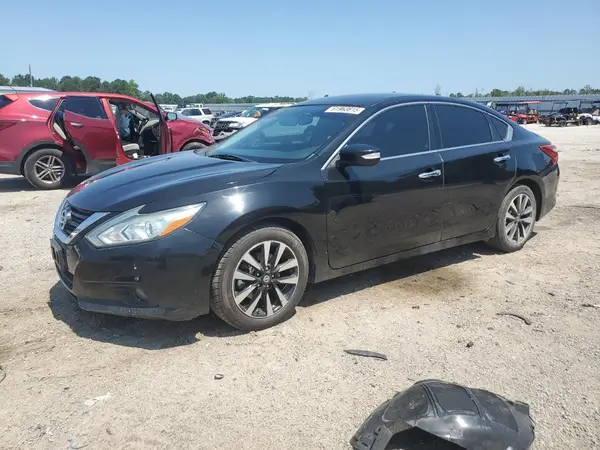 1N4AL3AP5JC112193 2018 NISSAN ALTIMA - Image 1