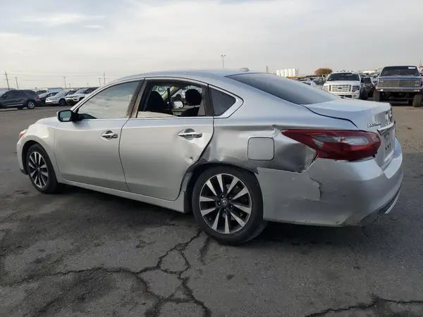 1N4AL3AP5JC112677 2018 NISSAN ALTIMA - Image 2