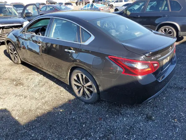 1N4AL3AP5JC114395 2018 NISSAN ALTIMA - Image 2