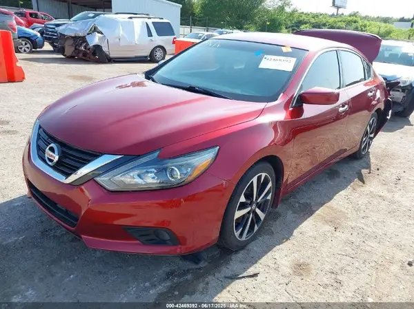 1N4AL3AP5JC115952 2018 NISSAN ALTIMA - Image 2