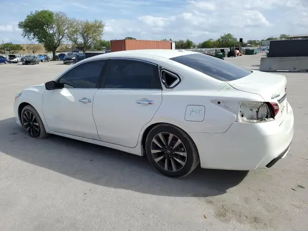 1N4AL3AP5JC118835 2018 NISSAN ALTIMA - Image 2