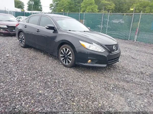 1N4AL3AP5JC124053 2018 NISSAN ALTIMA - Image 1