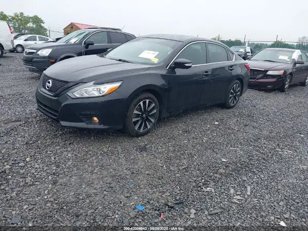 1N4AL3AP5JC124053 2018 NISSAN ALTIMA - Image 2