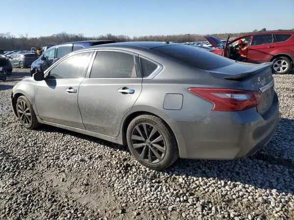 1N4AL3AP5JC129303 2018 NISSAN ALTIMA - Image 2