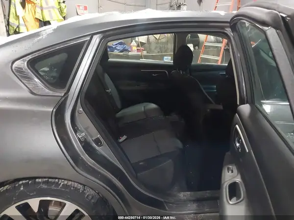 1N4AL3AP5JC130094 2018 NISSAN ALTIMA - Image 8