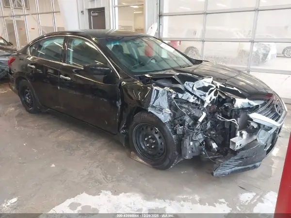 1N4AL3AP5JC131259 2018 NISSAN ALTIMA - Image 1