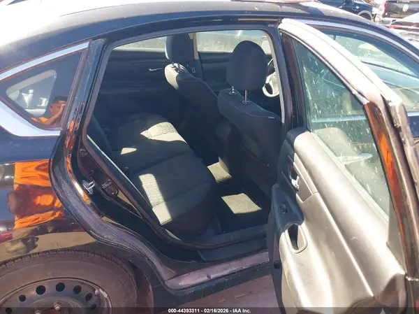 1N4AL3AP5JC131598 2018 NISSAN ALTIMA - Image 8
