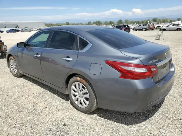 1N4AL3AP5JC131813 2018 NISSAN ALTIMA - Image 2