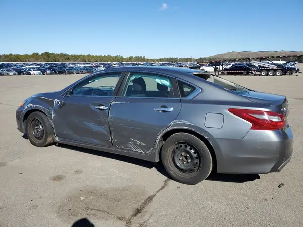 1N4AL3AP5JC132976 2018 NISSAN ALTIMA - Image 2