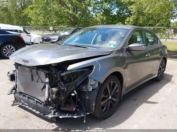 1N4AL3AP5JC133058 2018 NISSAN ALTIMA - Image 2