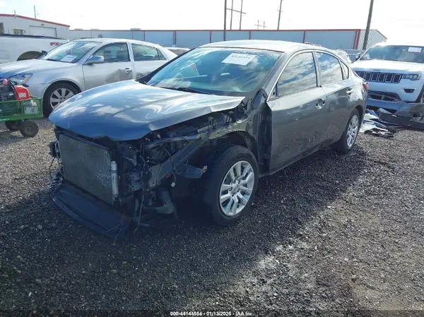 1N4AL3AP5JC133996 2018 NISSAN ALTIMA - Image 2