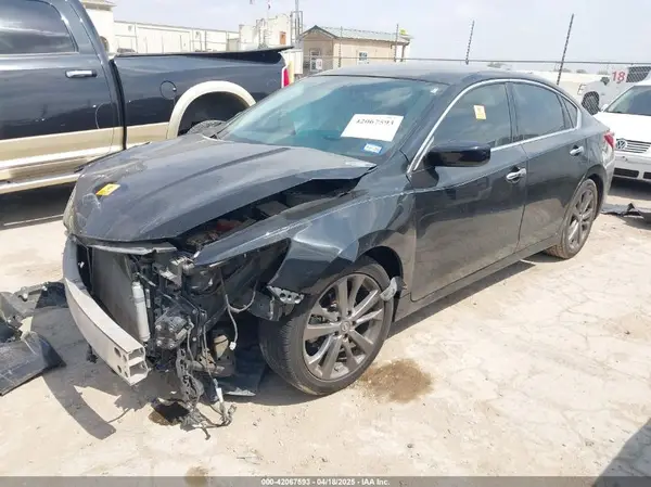 1N4AL3AP5JC136977 2018 NISSAN ALTIMA - Image 2
