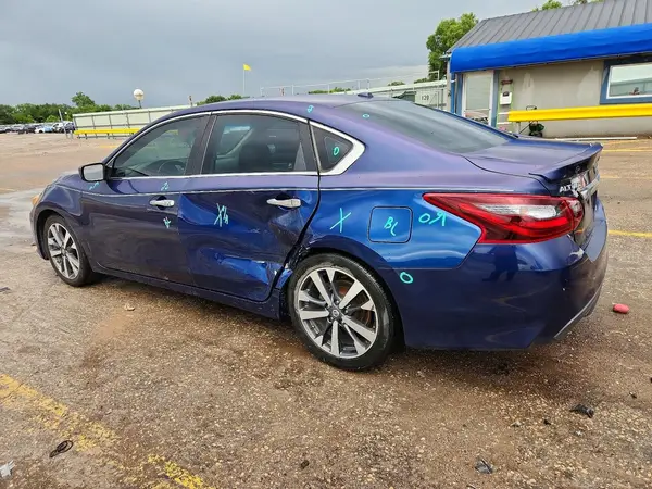 1N4AL3AP5JC142407 2018 NISSAN ALTIMA - Image 2