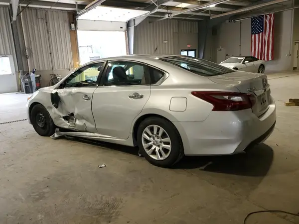 1N4AL3AP5JC142519 2018 NISSAN ALTIMA - Image 2