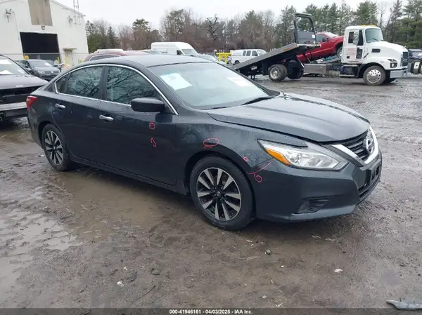 1N4AL3AP5JC144092 2018 NISSAN ALTIMA - Image 1