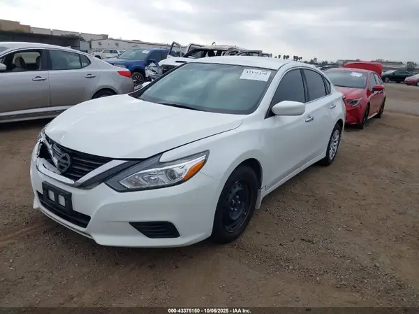 1N4AL3AP5JC144450 2018 NISSAN ALTIMA - Image 2