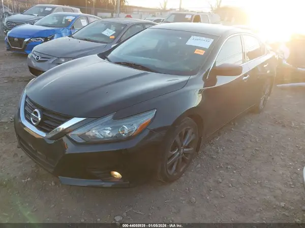 1N4AL3AP5JC145369 2018 NISSAN ALTIMA - Image 2