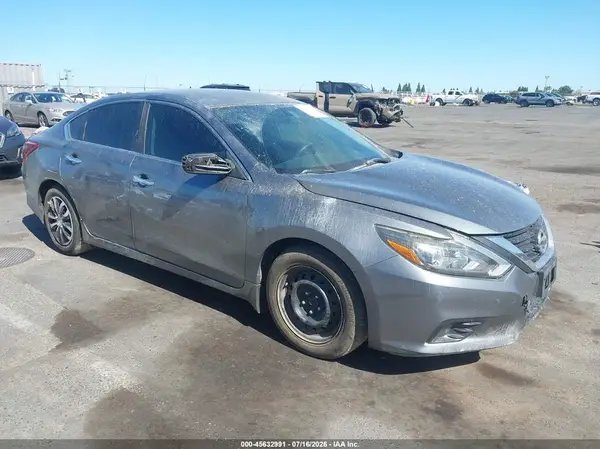 1N4AL3AP5JC145775 2018 NISSAN ALTIMA - Image 1