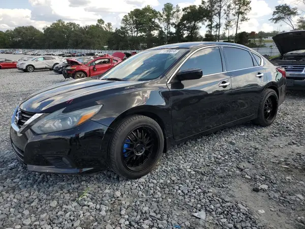 1N4AL3AP5JC147364 2018 NISSAN ALTIMA - Image 1
