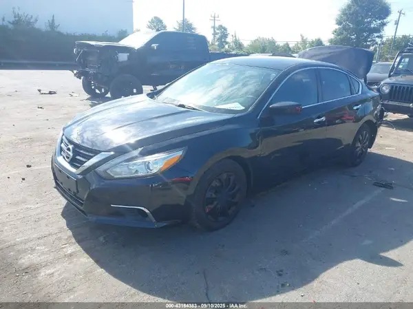 1N4AL3AP5JC149311 2018 NISSAN ALTIMA - Image 2