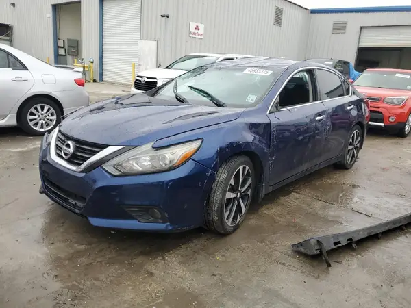 1N4AL3AP5JC153018 2018 NISSAN ALTIMA - Image 1
