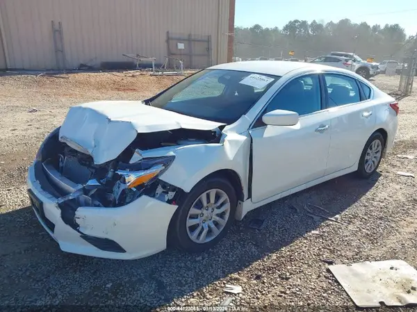 1N4AL3AP5JC156081 2018 NISSAN ALTIMA - Image 2