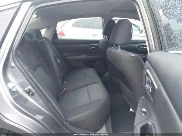 1N4AL3AP5JC157182 2018 NISSAN ALTIMA - Image 8