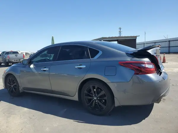 1N4AL3AP5JC158378 2018 NISSAN ALTIMA - Image 2