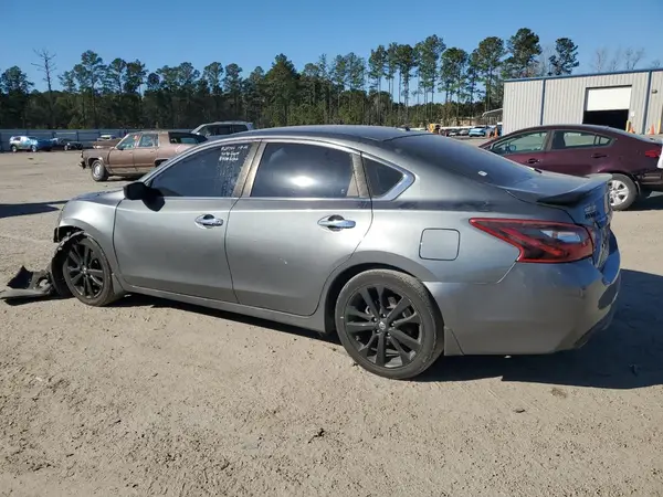 1N4AL3AP5JC158512 2018 NISSAN ALTIMA - Image 2