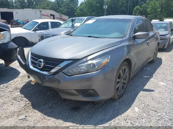 1N4AL3AP5JC160552 2018 NISSAN ALTIMA - Image 2