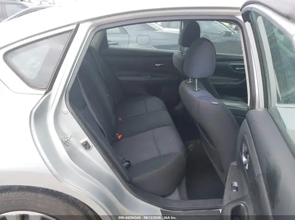 1N4AL3AP5JC161104 2018 NISSAN ALTIMA - Image 8