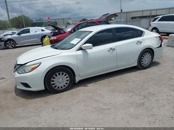 1N4AL3AP5JC161247 2018 NISSAN ALTIMA - Image 2