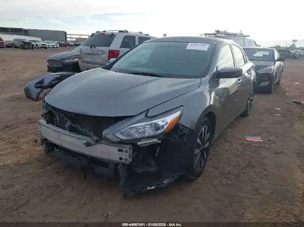 1N4AL3AP5JC164357 2018 NISSAN ALTIMA - Image 2
