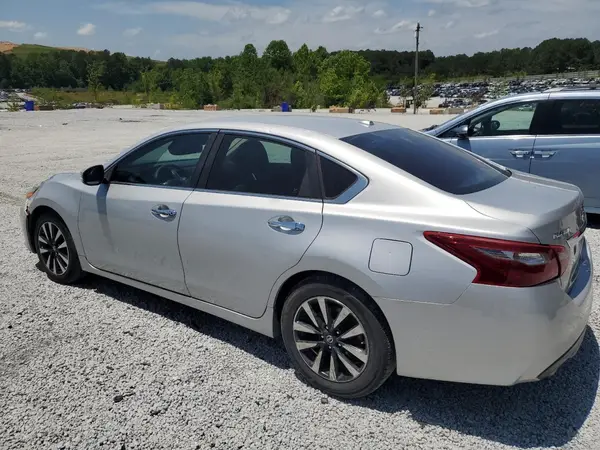 1N4AL3AP5JC173527 2018 NISSAN ALTIMA - Image 2