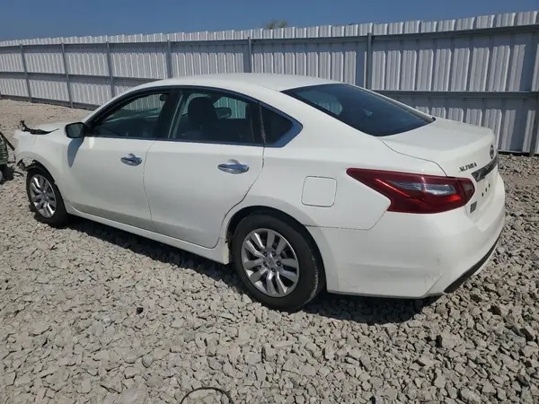 1N4AL3AP5JC175410 2018 NISSAN ALTIMA - Image 2