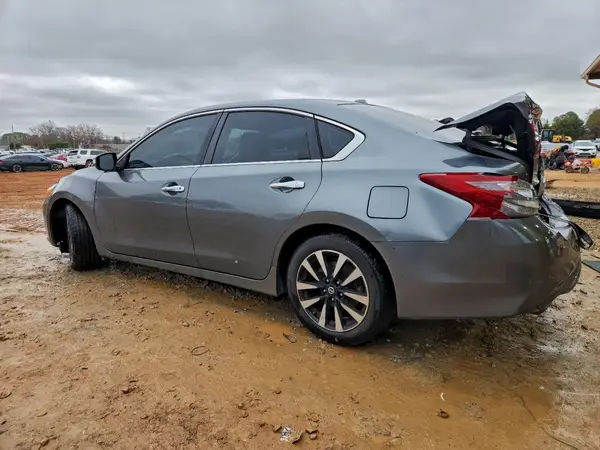 1N4AL3AP5JC175617 2018 NISSAN ALTIMA - Image 2