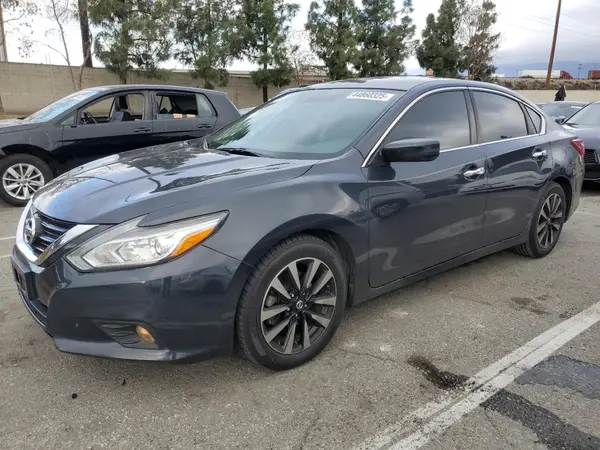 1N4AL3AP5JC178811 2018 NISSAN ALTIMA - Image 1