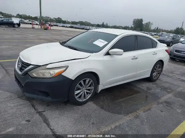 1N4AL3AP5JC179473 2018 NISSAN ALTIMA - Image 2