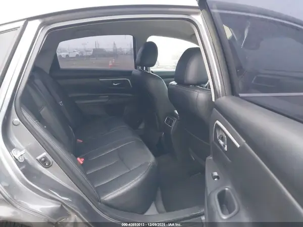 1N4AL3AP5JC181661 2018 NISSAN ALTIMA - Image 8