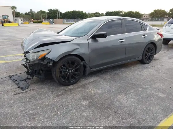 1N4AL3AP5JC182311 2018 NISSAN ALTIMA - Image 2