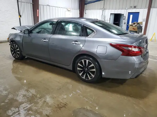 1N4AL3AP5JC182325 2018 NISSAN ALTIMA - Image 2