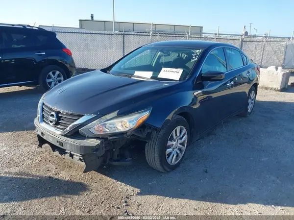 1N4AL3AP5JC185466 2018 NISSAN ALTIMA - Image 2