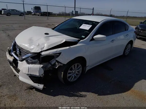 1N4AL3AP5JC188819 2018 NISSAN ALTIMA - Image 2