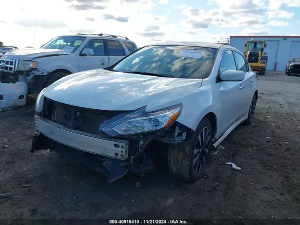 1N4AL3AP5JC190716 2018 NISSAN ALTIMA - Image 2