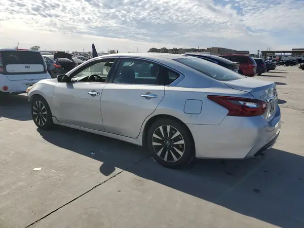 1N4AL3AP5JC192210 2018 NISSAN ALTIMA - Image 2