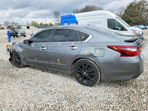 1N4AL3AP5JC193227 2018 NISSAN ALTIMA - Image 2